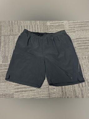Men’s XL UNIPRO athletic shorts with quick dry black elastic waistband